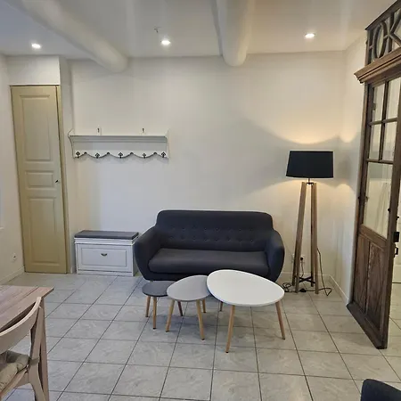 Apartamento Le Maelia Nyons Exterior foto